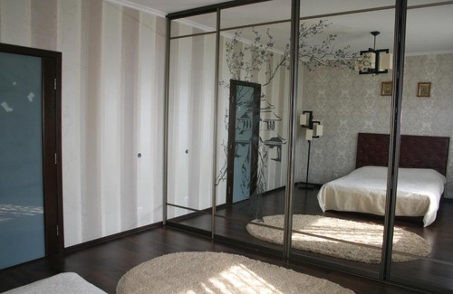 Pryluki House | Agrousadba Elka