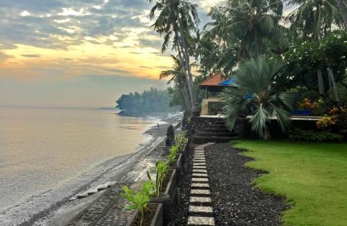 Sambirenteng Villa | Agung Bali Nirwana Villas and Spa