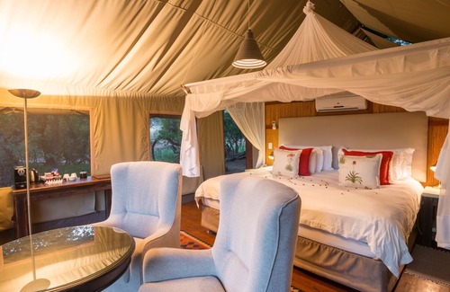 Madikwe Game Reserve Cabin | aha Thakadu River Camp