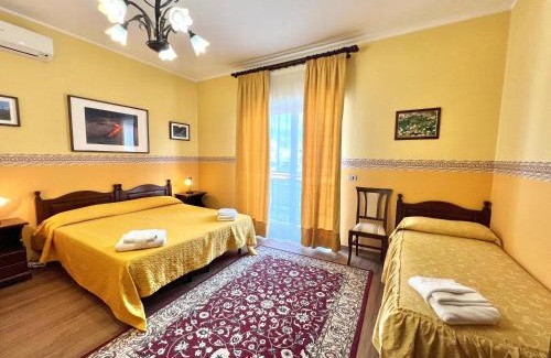 Randazzo Bed & Breakfast | Ai Tre Parchi Bed And Bike