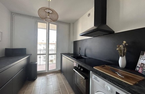 Colomiers Apartment | Air Arcade - 1 à 6 Personnes