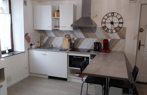 Rocroi Apartment | Air-conditioned apartment, view of the Remparts, private parking, room for 2 bicycles.