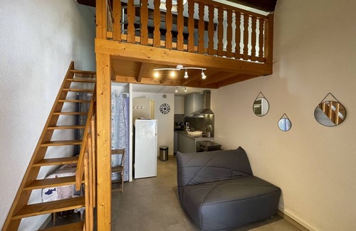 Saint-Cyprien Plage Villa | Air-Conditioned Studio Villa with Mezzanine, Terrace & BBQ - 900m from Beach, Sleeps 4