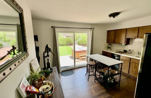 Village Seven House | Air Force Academy 13 miles, hikes, hot tub, fire pit, BBQ