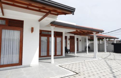 Rathmalana Villa | AirBlue Villa