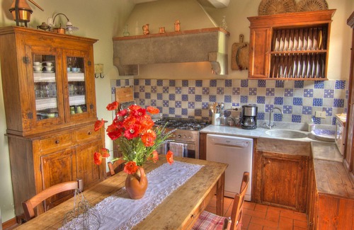 Lastra a Signa Villa | Airconditioned Villa with Private Pool near Florence , local town & transport