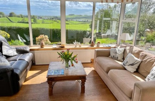 Crossmichael Bed & Breakfast | Airds Farm Guest House