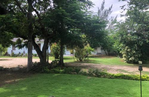 Montego Bay Apartment | Airport Beach Hotel
