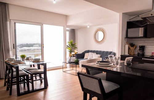 Colonia Bella Aurora Apartment | Airport view, luxury and central location.