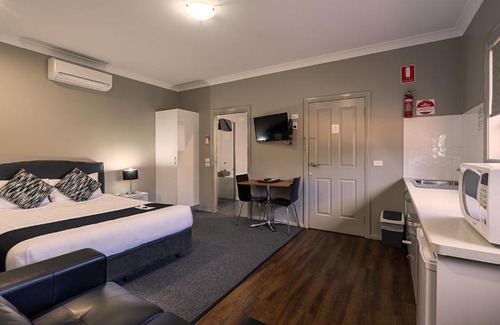 Dubbo Hotel | Akuna Motor Inn and Apartments