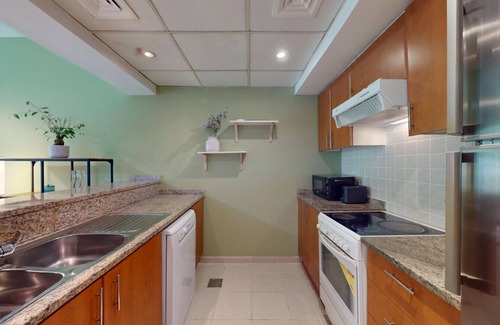 The Greens Apartment | Al Dhafrah - Peaceful One Bed in The Greens