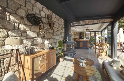 Tokoglu Hotel | AlaBora Hotel - Alaçatı
