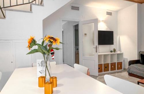 San Gil Apartment | Alameda Duplex in the Old Town
