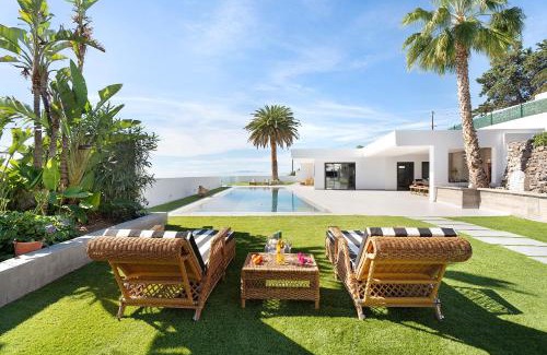 Adeje Villa | Alba House