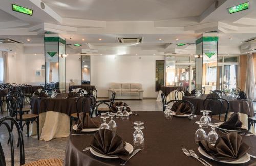 Mangone Hotel | Albergo Carpino