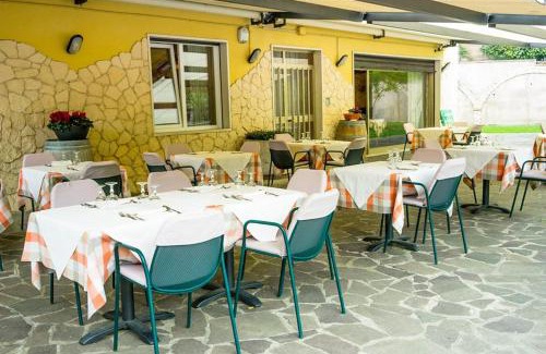Peri Hotel | Albergo Olivo