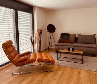 Kirchentellinsfurt Apartment | AlbLoft - Modernes neues Apartment nahe City & Alb für bis zu 6 Personen in Kirchentellinsfurt
