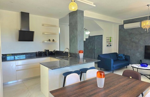 Qerek Villa | ALD276 - Vila 99 Edlira PERLA