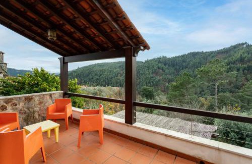 Figueiro dos Vinhos House | Aldeia de Xisto - Casa Amarela
