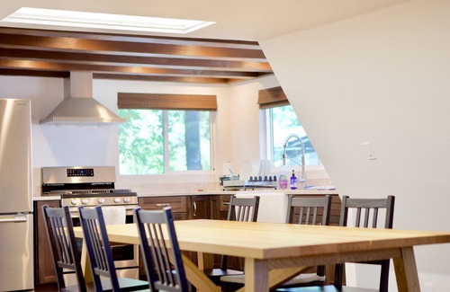 Kelseyville Resort | Alder Lodge - Peaceful Valley Retreat
