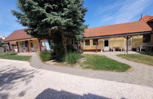 Sturovo House | Alenka