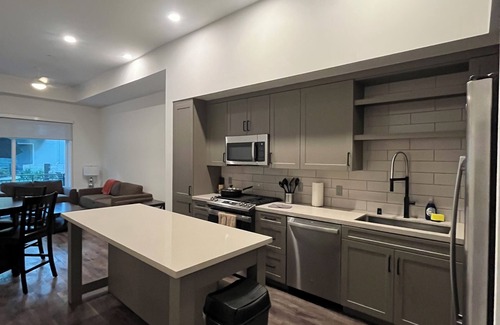 Mission Valley Apartment | Alexan Gallerie-Chic 1-bedroom apartment with AC and fitness room