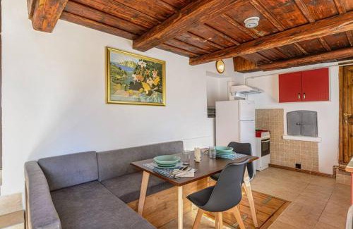 Harman Villa | Alexander House