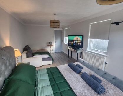 Wood Green House | Alexandra Palace Sleep Overs