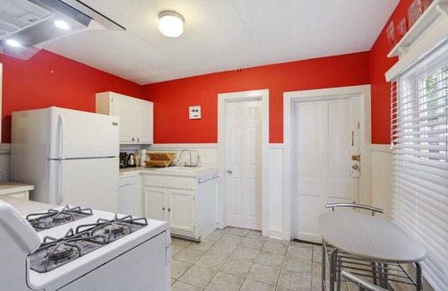 Algiers Point House | Algiers Point 2 bed, 1 bath near French Quarter, Federal City and CBD
