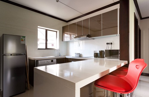 Greater Johannesburg Metropolitan Area Apartment | #AlimamaSpaces: Acres Apartment