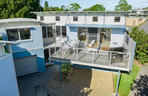Huskisson House | Alkira by Experience Jervis Bay