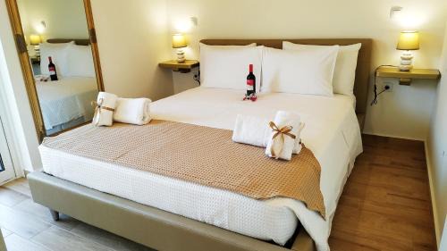 Platees Apartment | Alkyon Suites