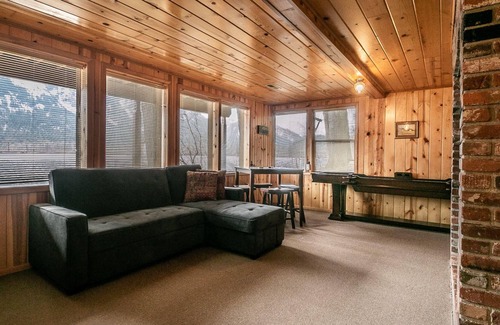 Leavenworth Cabin | All About the Lake