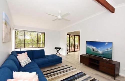 Hyams Beach House | All Decked Out at Hyams Beach by Experience Jervis