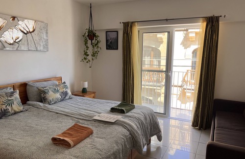 Ghajnsielem House | All Nations Holiday Home