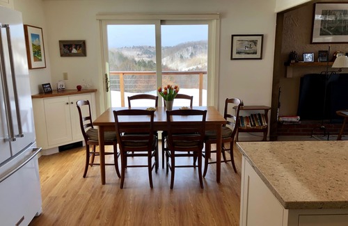 Woodstock House | All Season, Open Plan Contemporary With Stunning Views