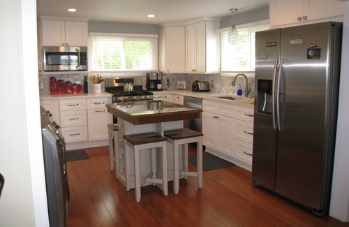 Lapeer Cottage | All Sports Lake/Golf, minutes from many players