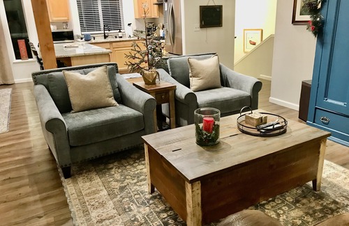 Tahoma House | ALL THE COMFORTS OF HOME: Lake & Bike Trail 0.5mi, SKI: 2+mi to multiple resorts