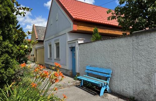 Kittsee House | Alla
