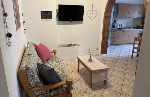 Ville d'Anaunia Apartment | Allegrini Apartments, cozy apartment on the second floor