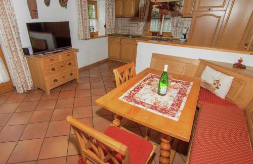 Luft House | Alluring Holiday Home in Ubersee with Whirlpool