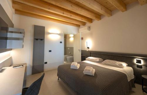 Villa di Molvena House | Alma Room
