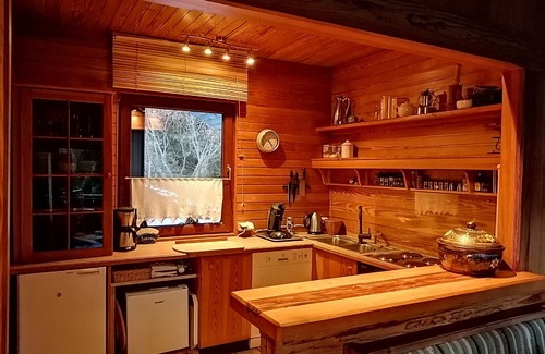 Fresach House | Almhaus ALMKIRSCHE with sauna, fireplace + tiled stove at 1200 m with fantastic views