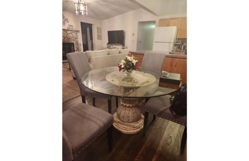 Thornhurst House | Almost Heaven Mountain Chalet