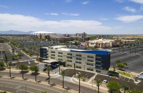 Glendale Sports and Entertainment District Hotel | Aloft Glendale at Westgate
