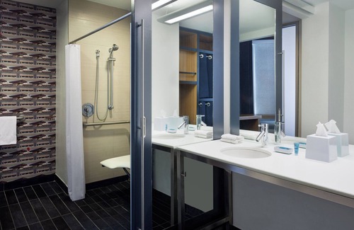 Southside Hotel | Aloft Jacksonville Tapestry Park