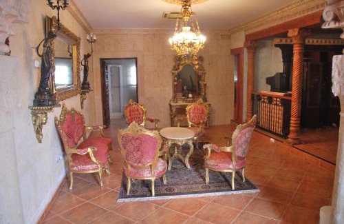 Valdepenas Hotel | Alojamiento Rural Los Delfines