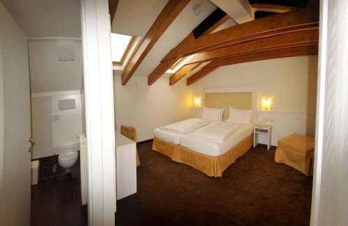 Costa Hotel | Alpen Hotel Eghel