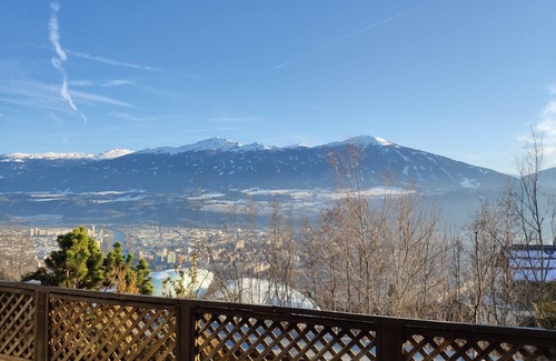 Hungerburg-Hoheninnsbruck Apartment | Alpendohle Apartments "edward Hopper"