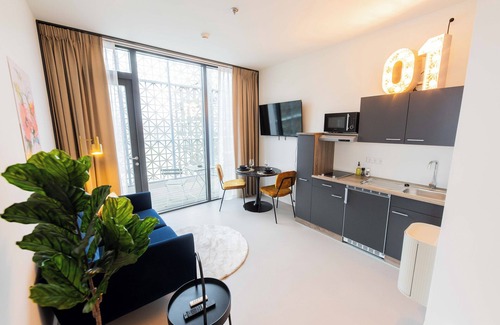 Katendrecht Apartment | Alphabet Apartments Brede Hilledijk